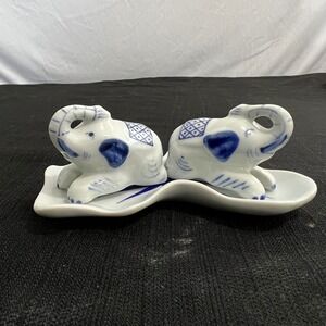 Vintage Blue and White Porcelain Elephant Salt and Pepper Shakers with Tray Thai